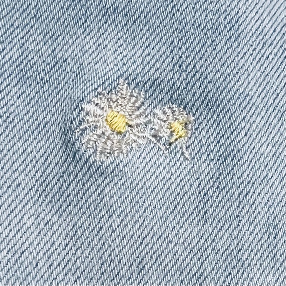 Lucky Brand Ava Mid Rise Crop Mini Boot with Floral Embroidery. Size 2 - Picture 9 of 14